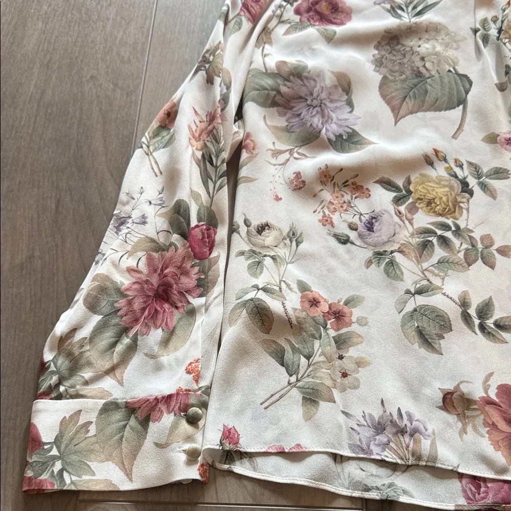 Alice + Olivia Willa Floral Silk Blouse in Floral Pattern. New without tags. - Picture 14 of 14